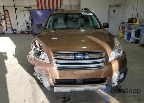 2013 Subaru Outback 2.5I Limited z USA, uszkodzony, nr VIN 4S4BRCKCXD3317839